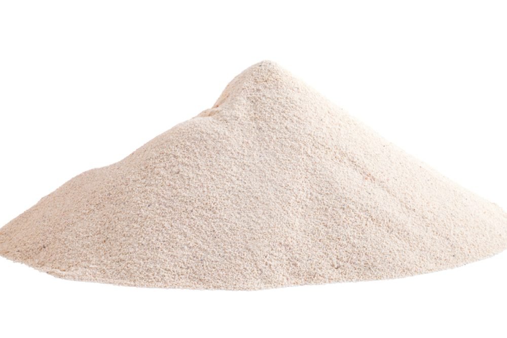 Pile,Of,White,Sand,Isolated,On,White,Background.